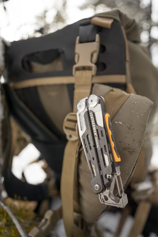 (USED/OPEN-BOX) Leatherman Signal Camping Multi-Tool w/ Fire Starter